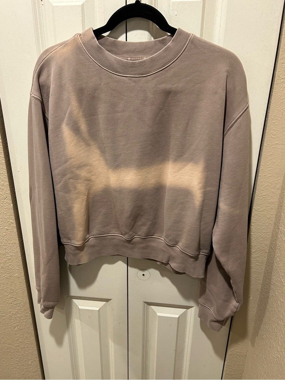 Aritzia TNA Crew Sweatshirt Faded , size Large